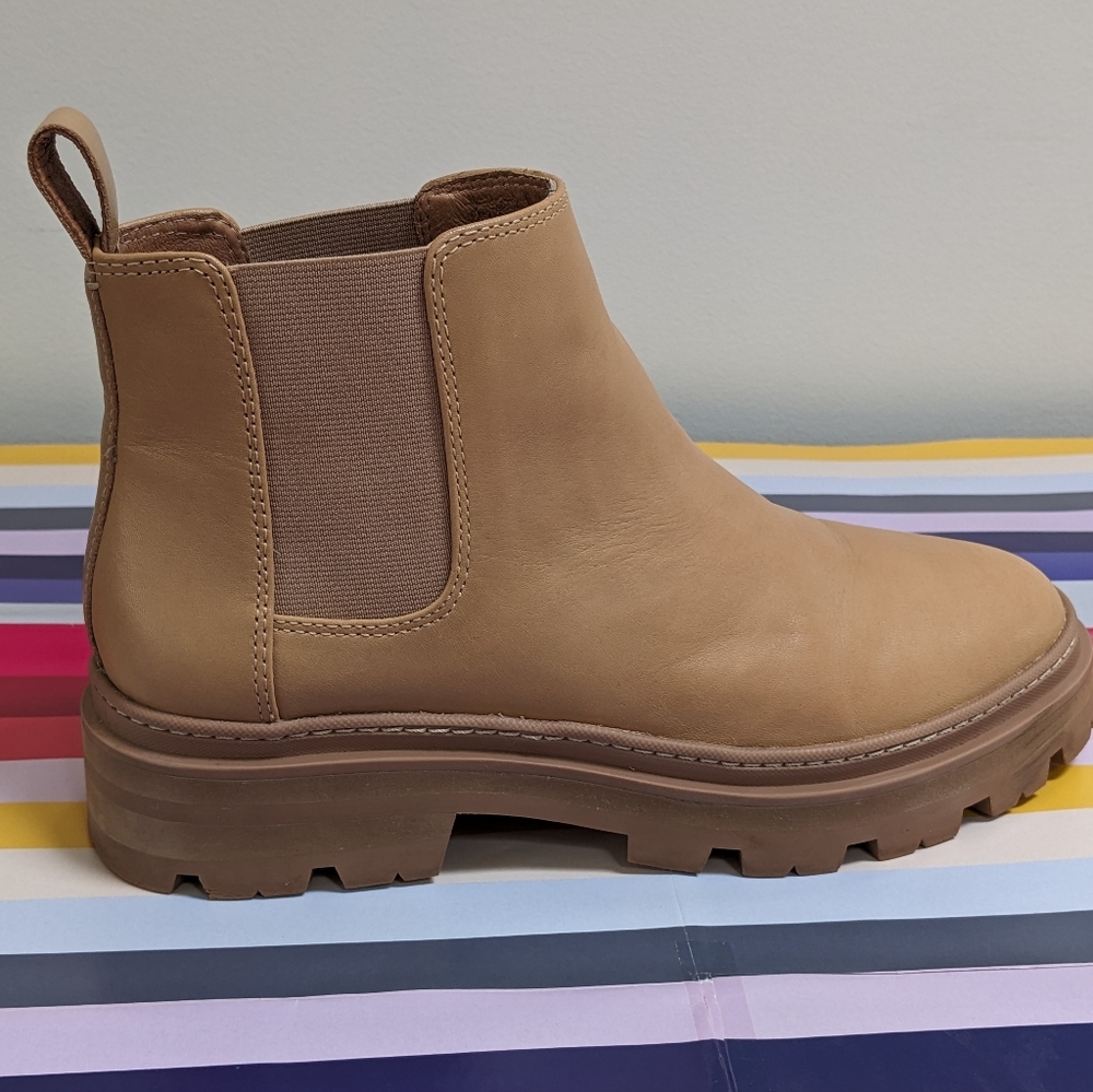 Madewell Chelsea Lugsole Boots